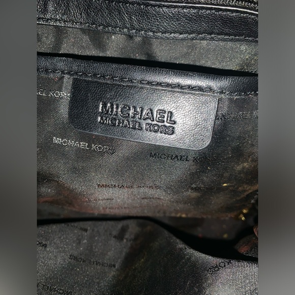Michael Kors purse. - Picture 8 of 14